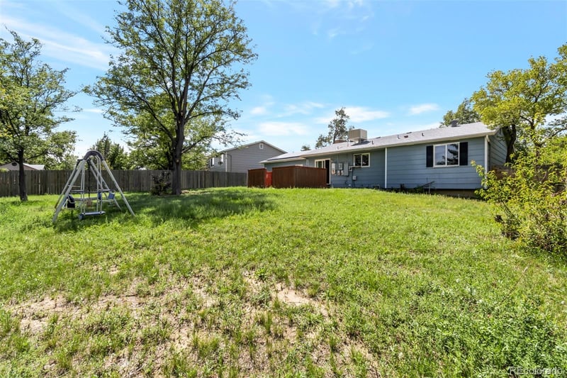 1204 Salida Way, Aurora, CO 80017