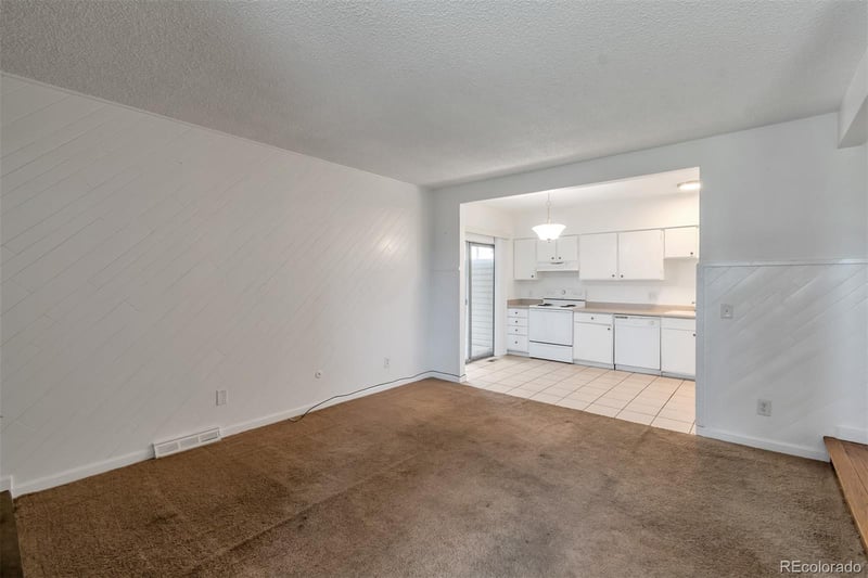 13657 Yale Ave #A, Aurora, CO 80014