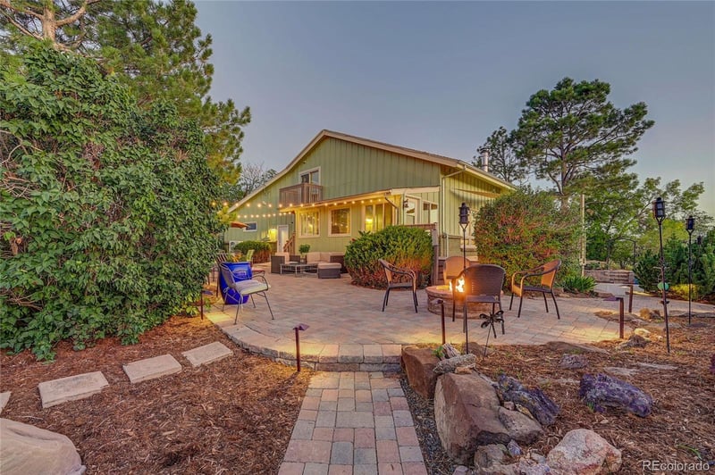 1011 S Addison Way, Aurora, CO 80018