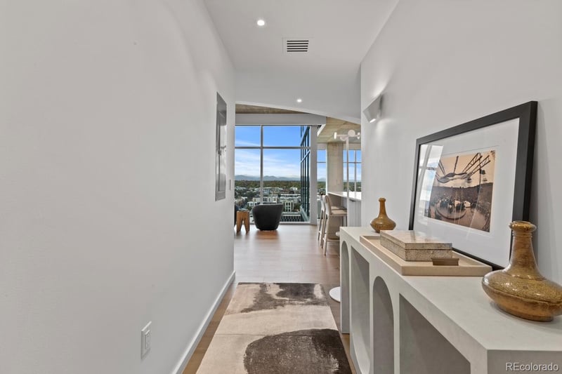 1700 Bassett St #2214, Denver, CO 80202
