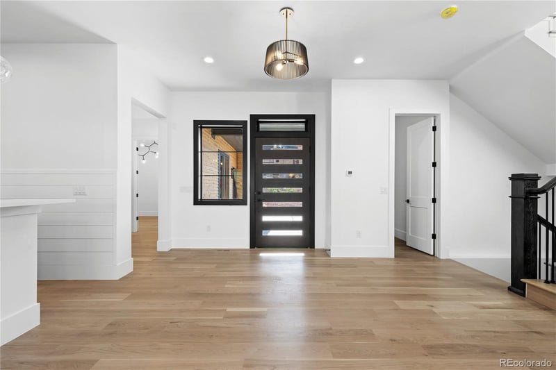 7858 Raphael Ln, Littleton, CO 80125