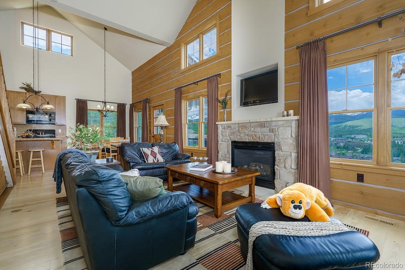 215 Campfire Ln, Fraser, CO 80442
