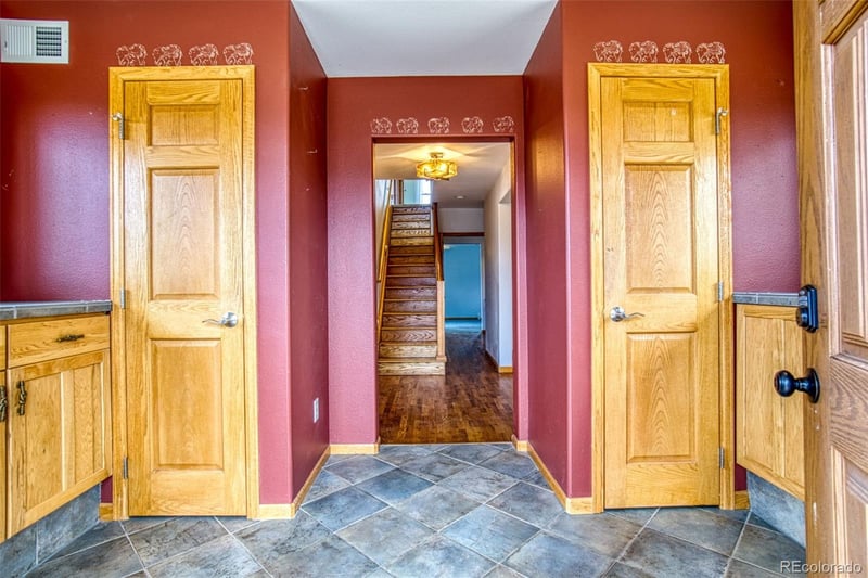 3975 S Fox St, Englewood, CO 80110