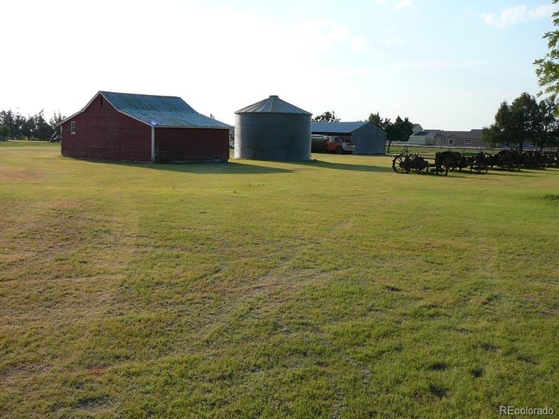 2024 Strasburg Rd, Strasburg, CO 80136