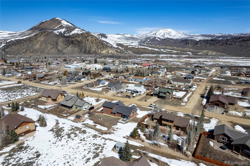516 E Moffat Ave, Hot Sulphur Springs, CO 80451