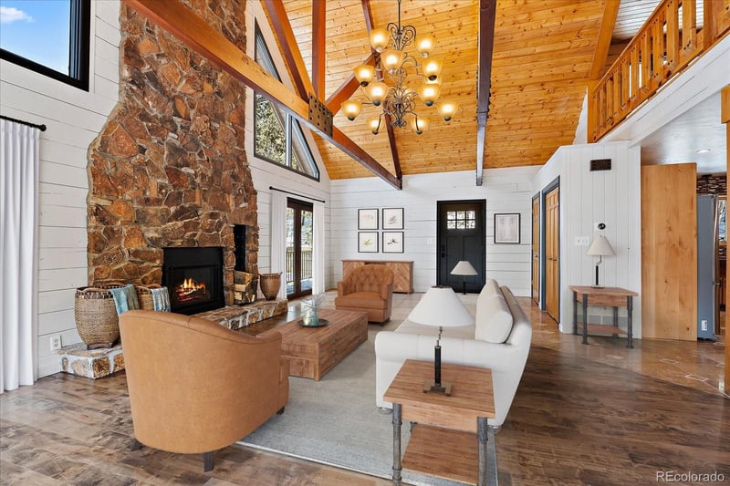 81 Mountain View Dr, Idaho Springs, CO 80452