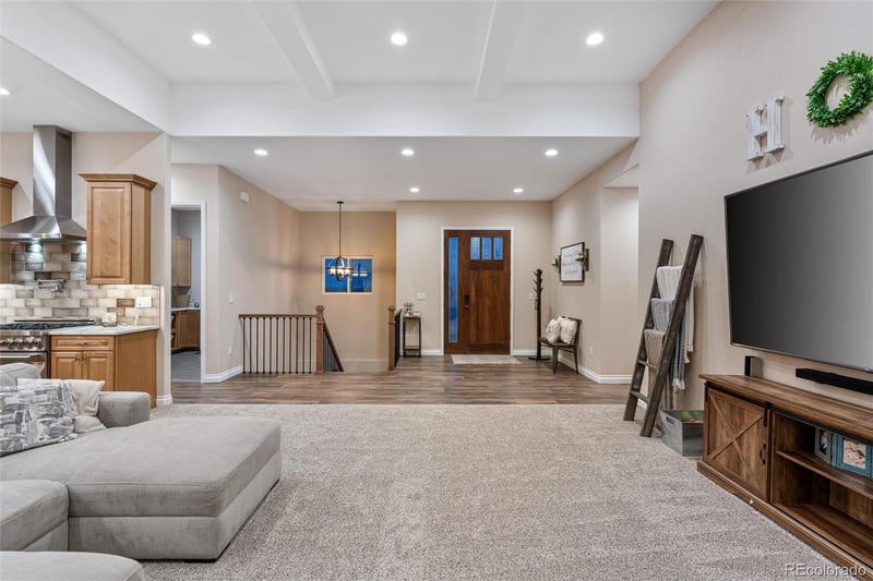 16487 Stoneleigh Rd S, Platteville, CO 80651