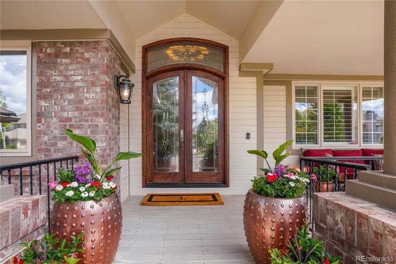 2066 S Robb Way, Lakewood, CO 80227