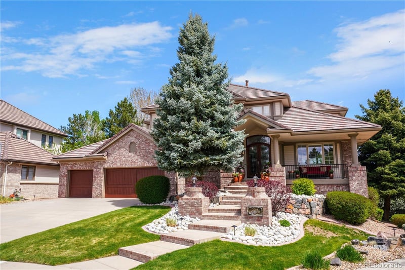2066 S Robb Way, Lakewood, CO 80227