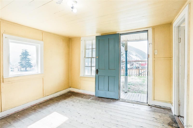 209 E Park Ave, Empire, CO 80438