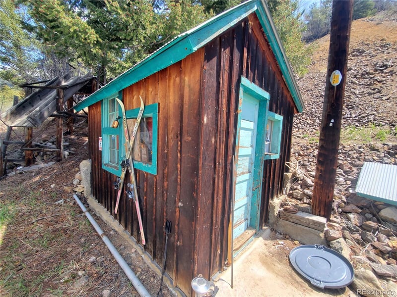 408 N Main St, Empire, CO 80438