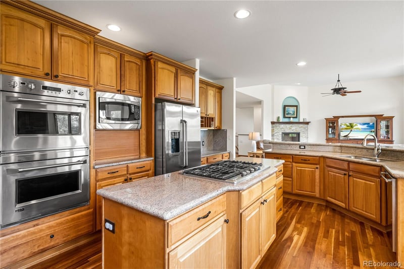 6732 S Wolff Ct, Littleton, CO 80128