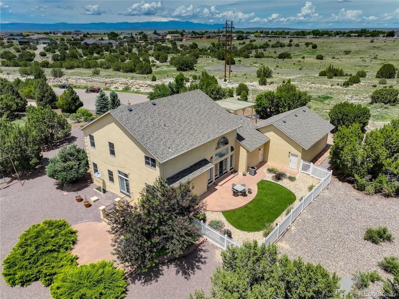 104 E Greenbrier Ln, Pueblo West, CO 81007