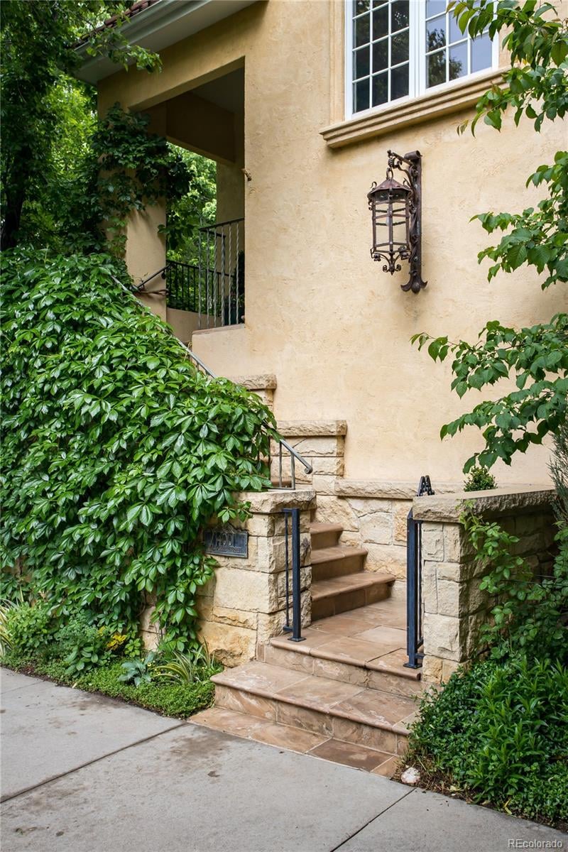 400 Milwaukee St, Denver, CO 80206