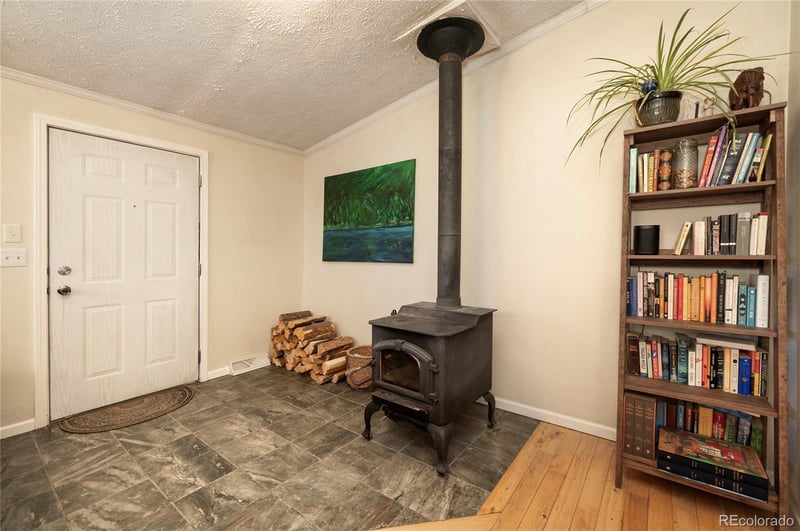 375 Gcr 286, Kremmling, CO 80459