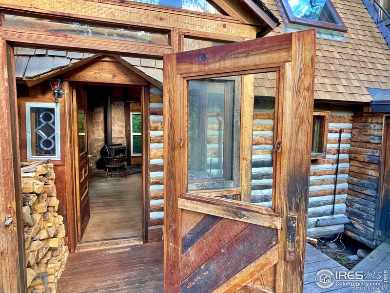9755 Lefthand Canyon Dr, Jamestown, CO 80455