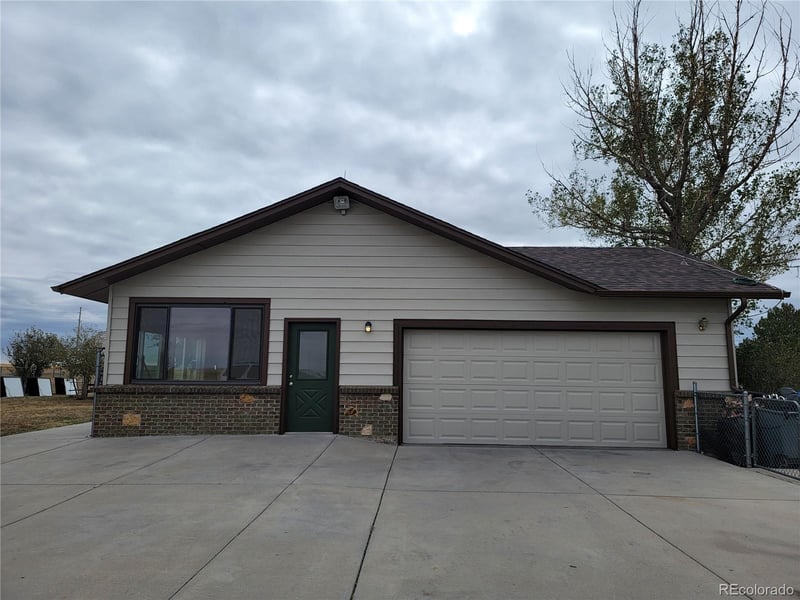 2804 Haskell Ct, Watkins, CO 80137