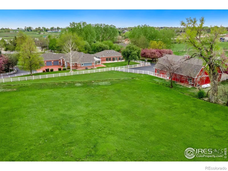 120 Meadowview Dr, Loveland, CO 80537