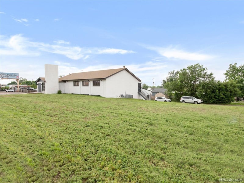 2260 E 88th Ave, Thornton, CO 80229