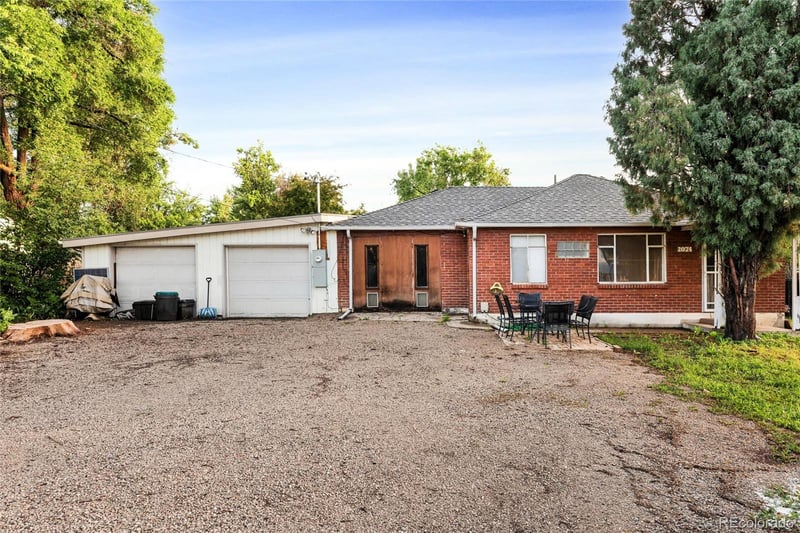 2070 Teller St, Lakewood, CO 80214