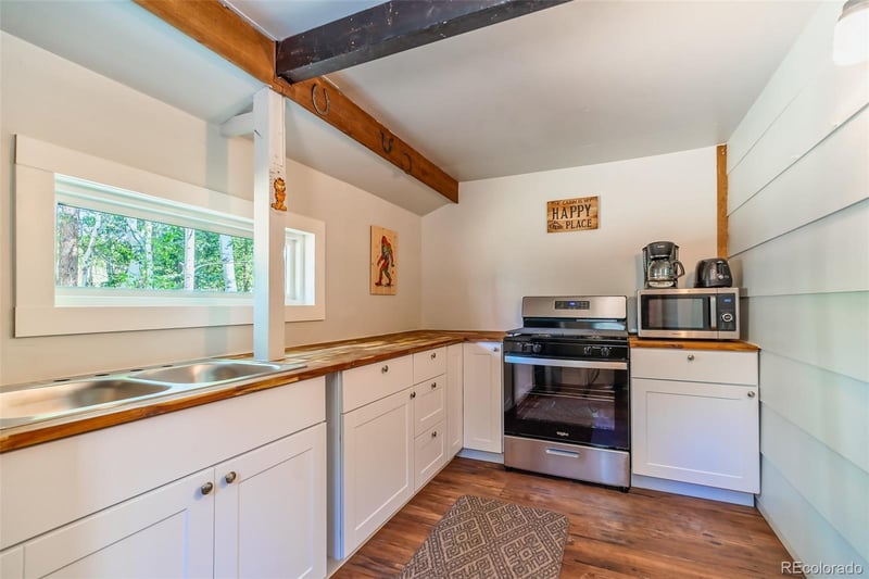 5205 Arrowhead Dr, Como, CO 80432