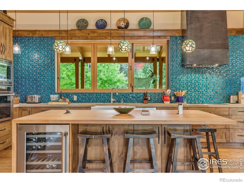 2255 Emerald Rd, Boulder, CO 80304