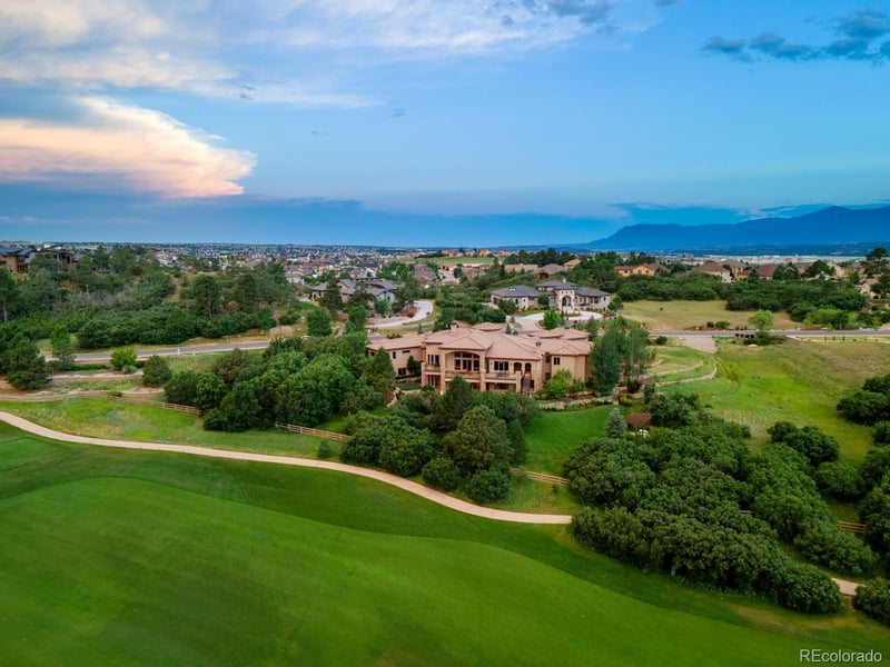 1664 Vine Cliff Hts, Colorado Springs, CO 80921