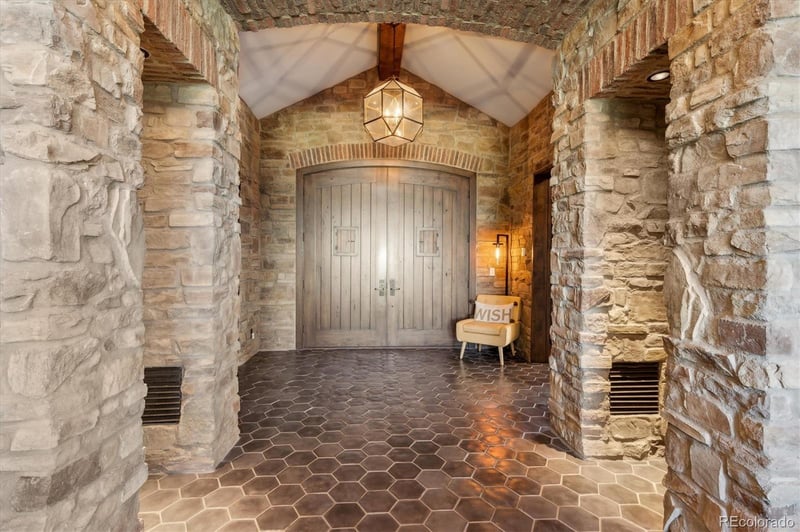 7686 Homestead Rd, Parker, CO 80138