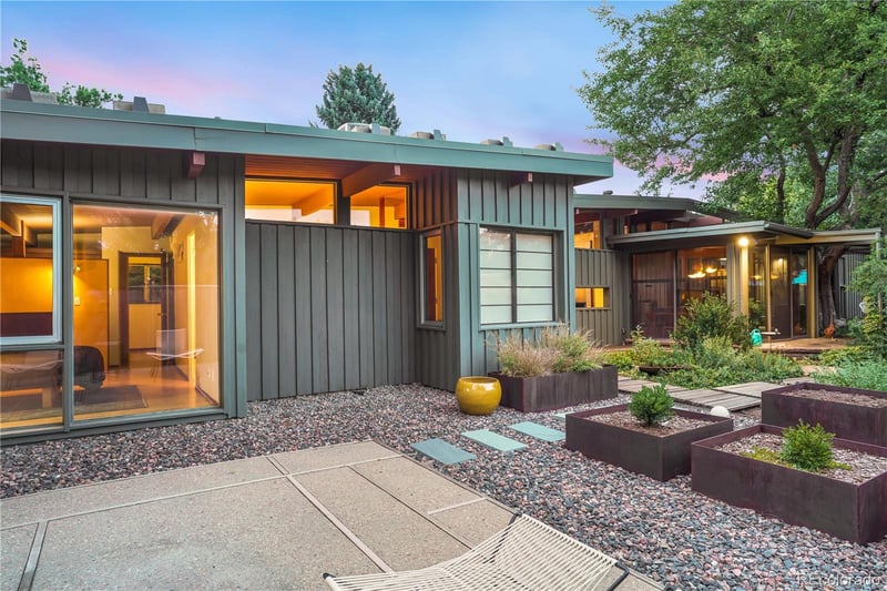 1430 E Cornell Pl, Englewood, CO 80113