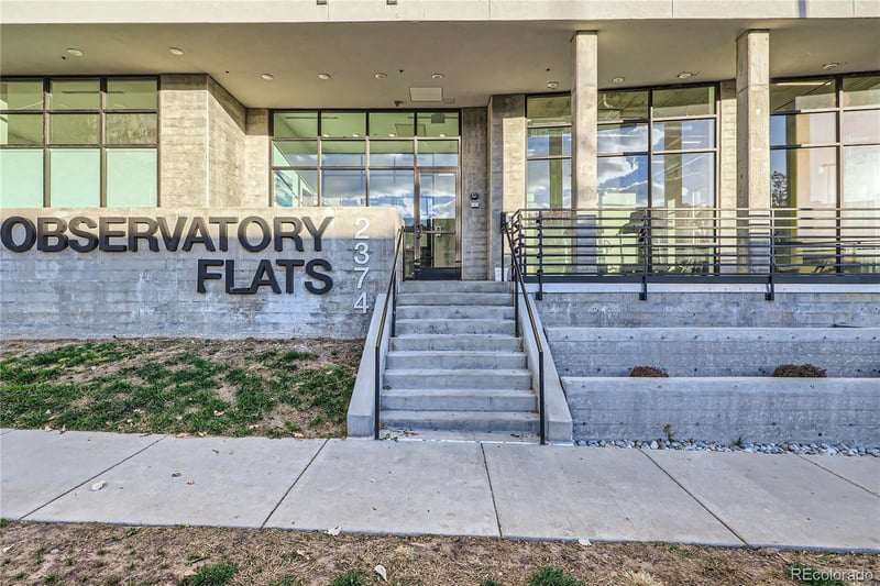 2374 University Blvd #303, Denver, CO 80210