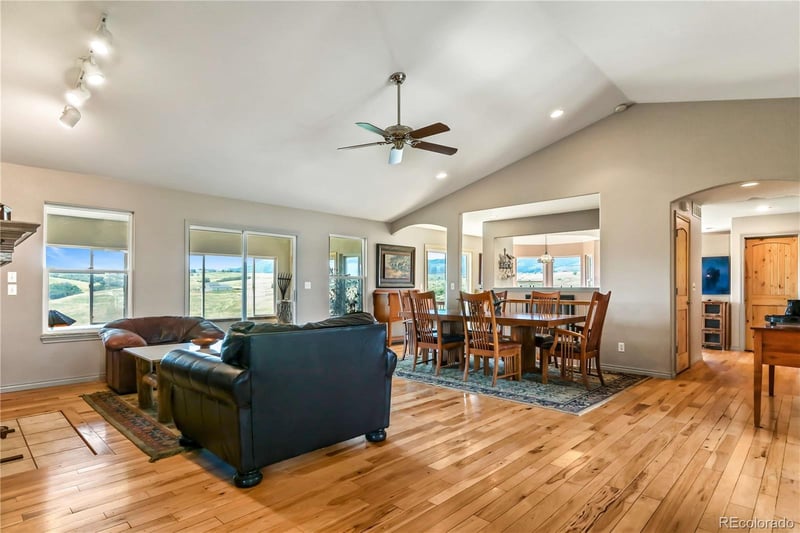 5001 Horseshoe Trl, Sedalia, CO 80135