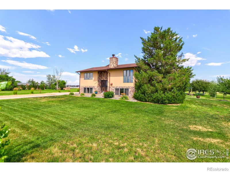 11462 Salem St, Henderson, CO 80640