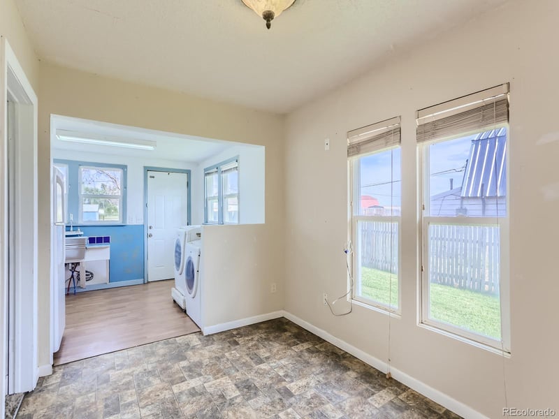 31170 4th St, Gill, CO 80624