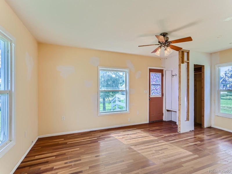 31170 4th St, Gill, CO 80624