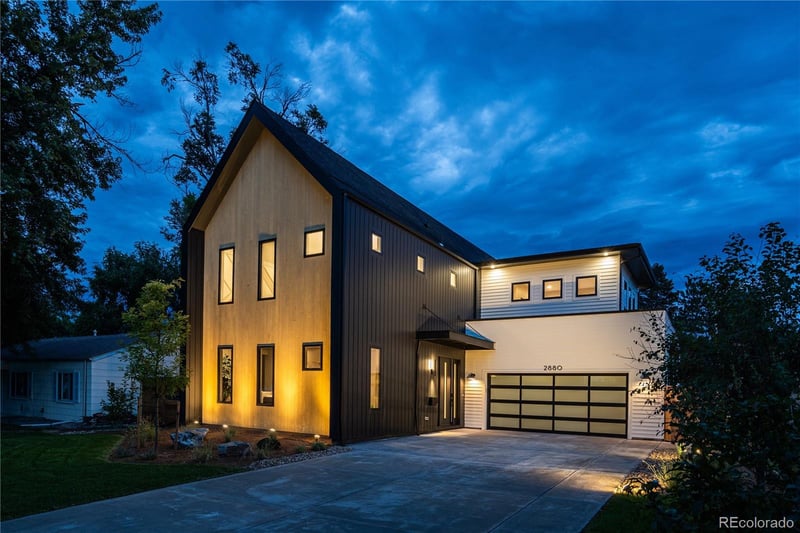 2880 S Dexter Way, Denver, CO 80222