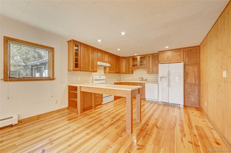 6 Miners Creek Rd, Frisco, CO 80443