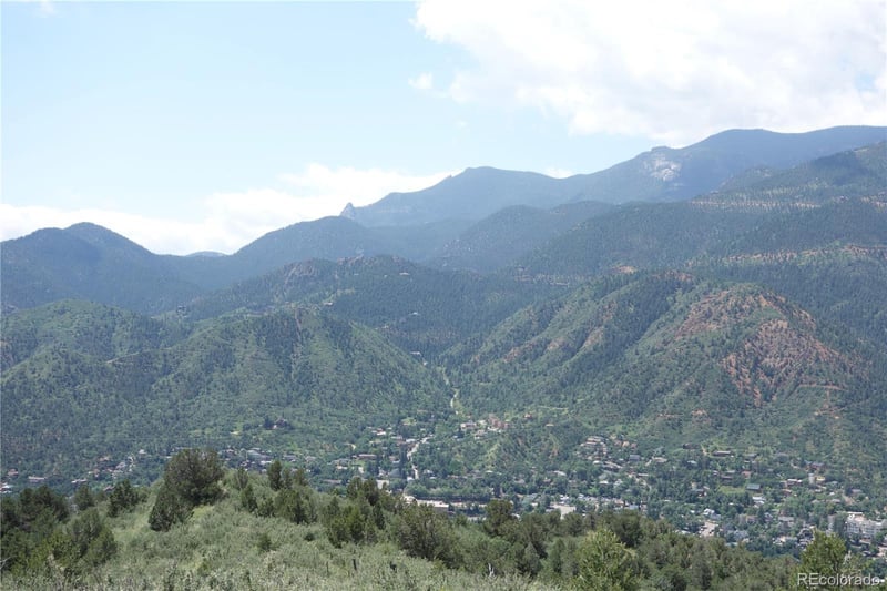 Black Canyon Rd, Colorado Springs, CO 80909