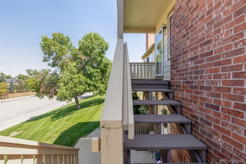 917 Summer Dr, Highlands Ranch, CO 80126