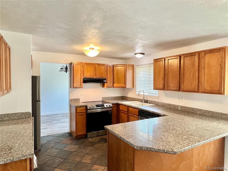 4202 E Peakview Cir, Centennial, CO 80121