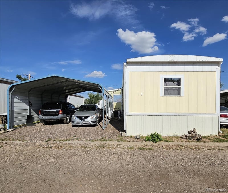 405 S Owens Cir, Byers, CO 80103