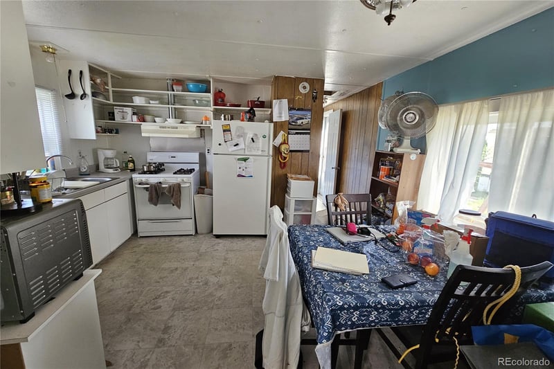 405 S Owens Cir, Byers, CO 80103