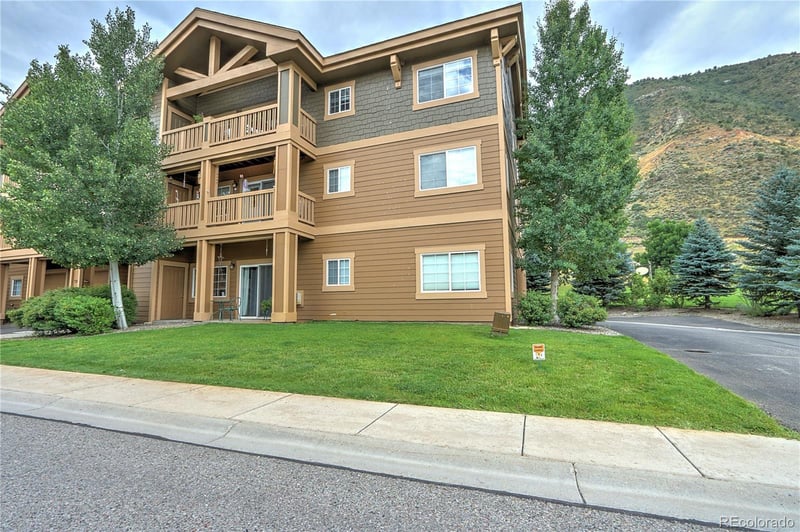 520 River View Dr #503, New Castle, CO 81647