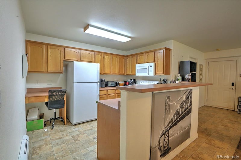 520 River View Dr #503, New Castle, CO 81647