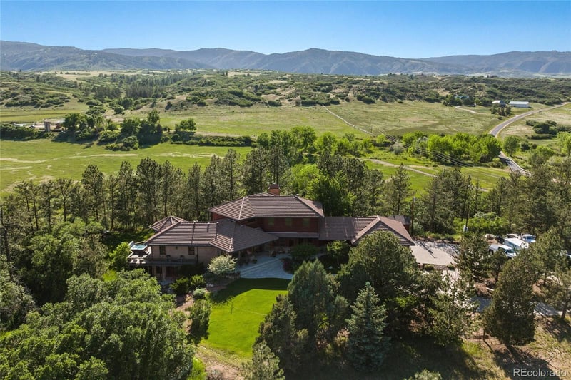 2535 S Perry Park Rd, Sedalia, CO 80135