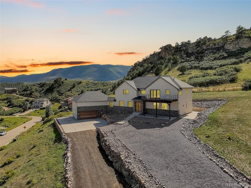 5444 Country Club Dr, Larkspur, CO 80118