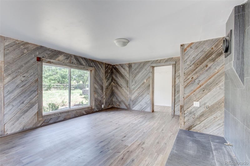 22111 County Road 150, Agate, CO 80101