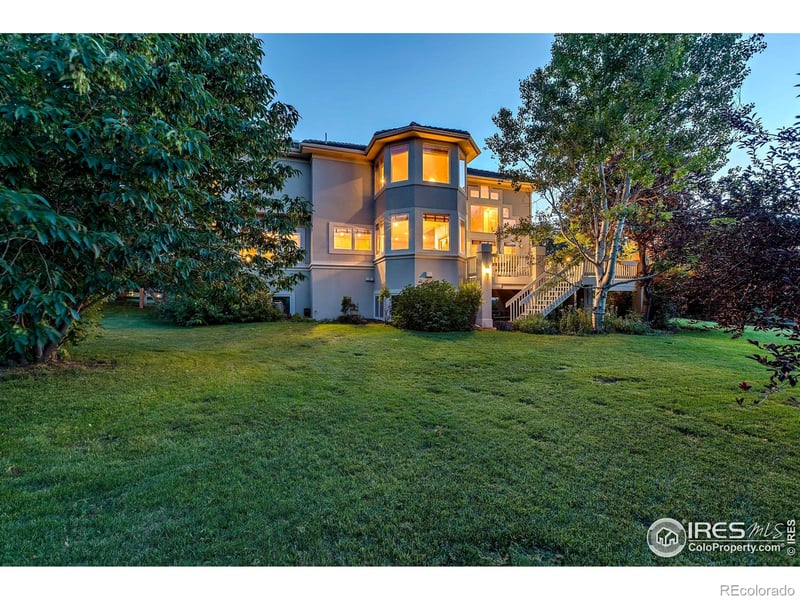 8259 Greenwood Pl, Niwot, CO 80503