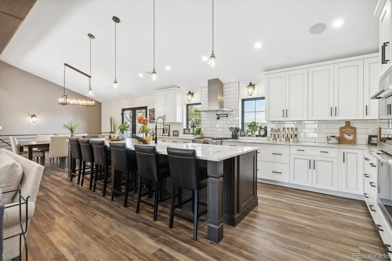 17130 W 53rd Ave, Golden, CO 80403
