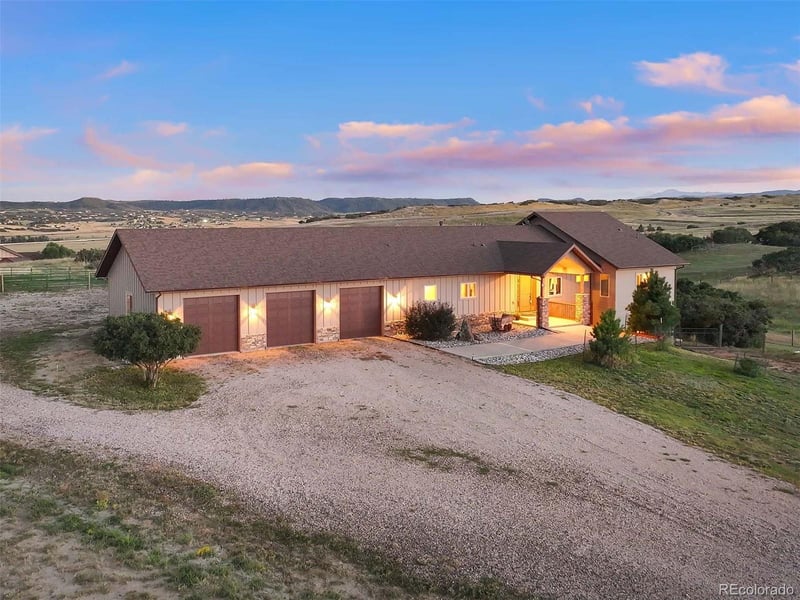 142 Twin Oaks Rd, Castle Rock, CO 80109