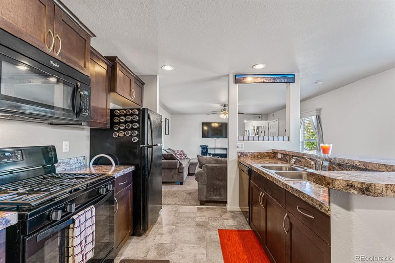 3048 Yarrow Cir, Evans, CO 80620